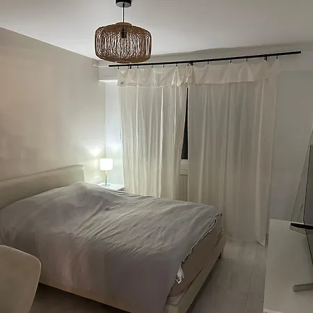 - Center - La Roseraie Colmar