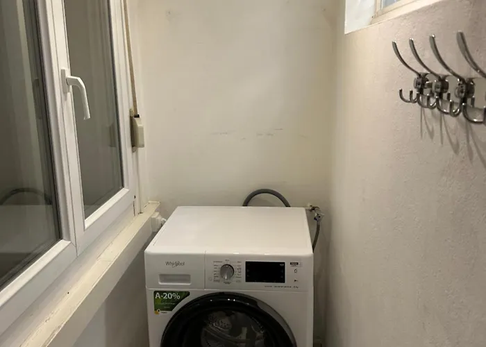 - Center - La Roseraie * Кольмар